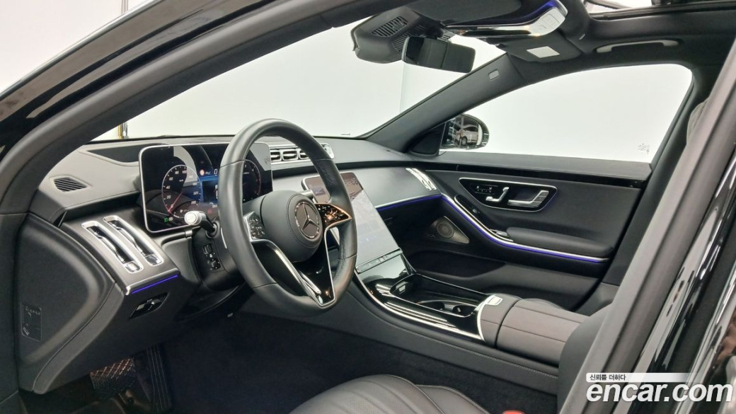 Mercedes-Benz S-Class S350 d 4MATIC, 2025