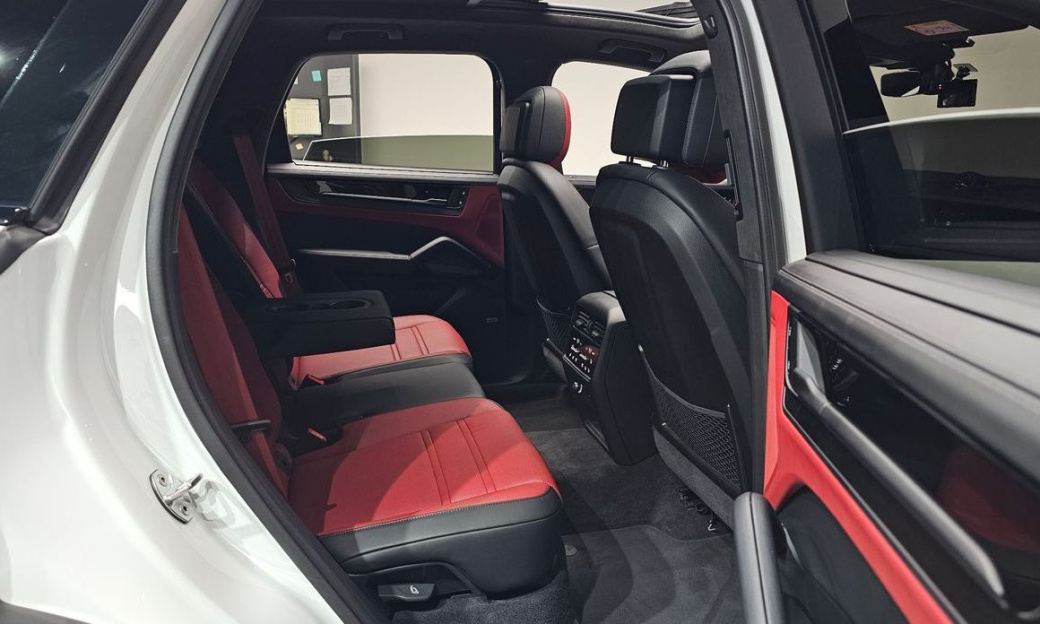 Porsche Cayenne 4.0 GTS, 2025