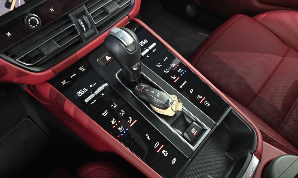 Porsche Macan 2.9 GTS, 2022