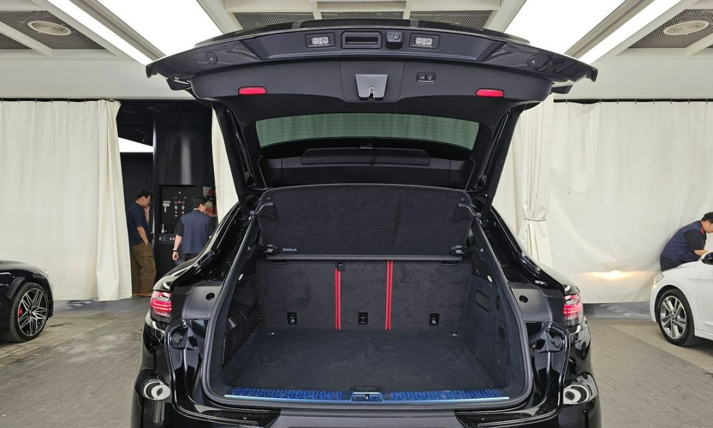Porsche Cayenne 3.0 Coupe, 2023