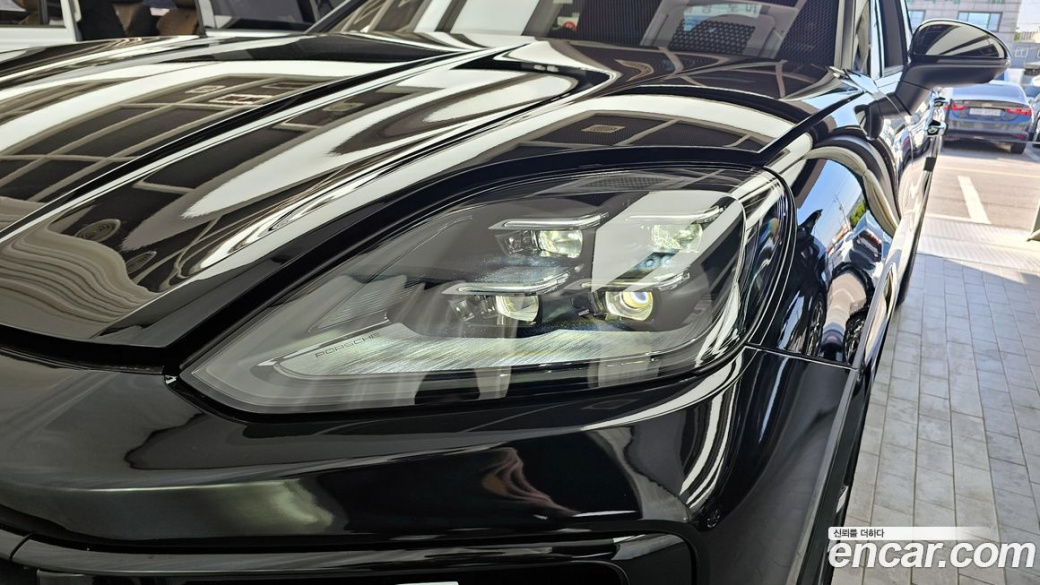 Porsche Cayenne 3.0, 2024