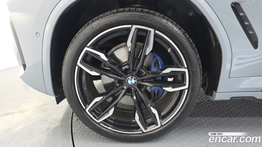 BMW X4 xDrive M40i, 2024