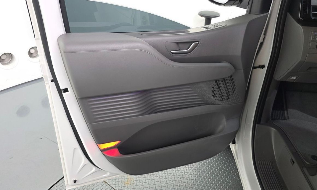 Hyundai Staria 2WD Camping Car, 2024