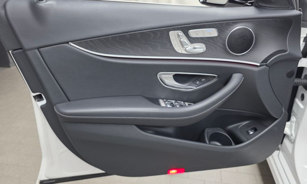 Mercedes-Benz E-Class E250 Avantgarde, 2022