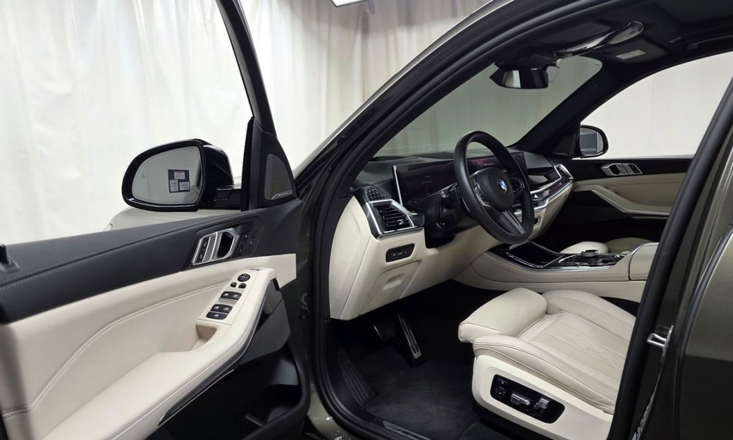 BMW X5 xDrive 40d M Sport Pro, 2025