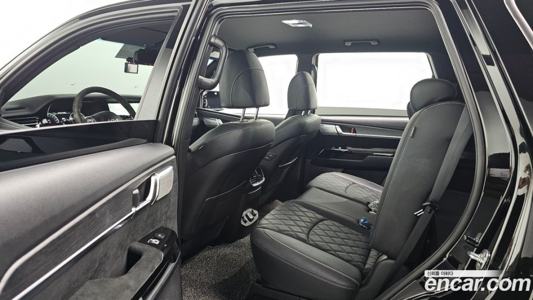 Kia Mohave Diesel 3.0 4WD 5-Seater, 2024