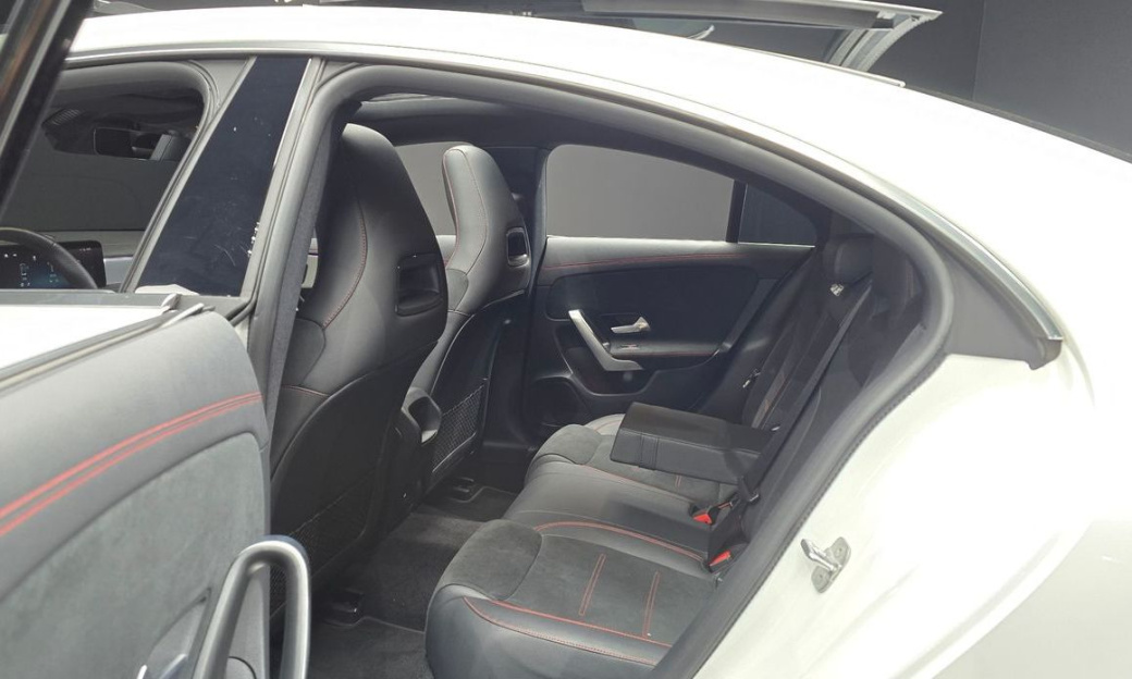 Mercedes-Benz CLA-Class CLA250 4MATIC, 2024