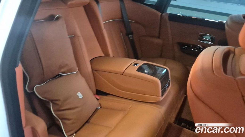 Rolls-Royce Phantom 6.7 V12, 2025