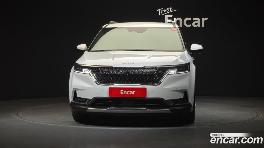 Kia Carnival 9-Seater Signature, 2023