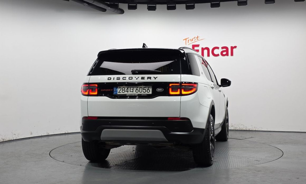 Land Rover Discovery Sport P250 SE, 2022