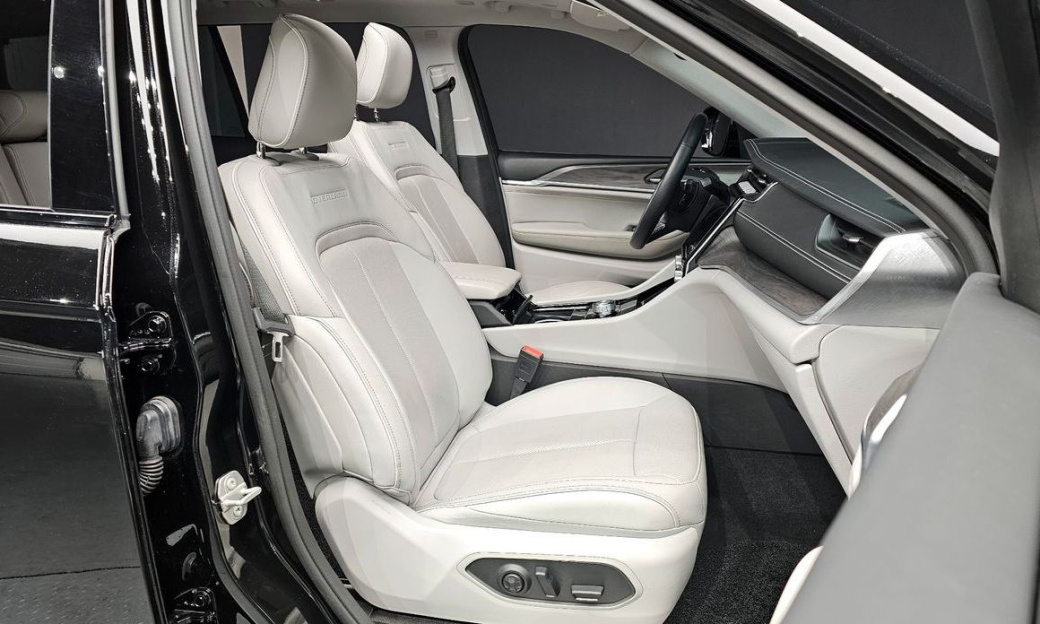 Jeep Cherokee L 3.6 Overland, 2021