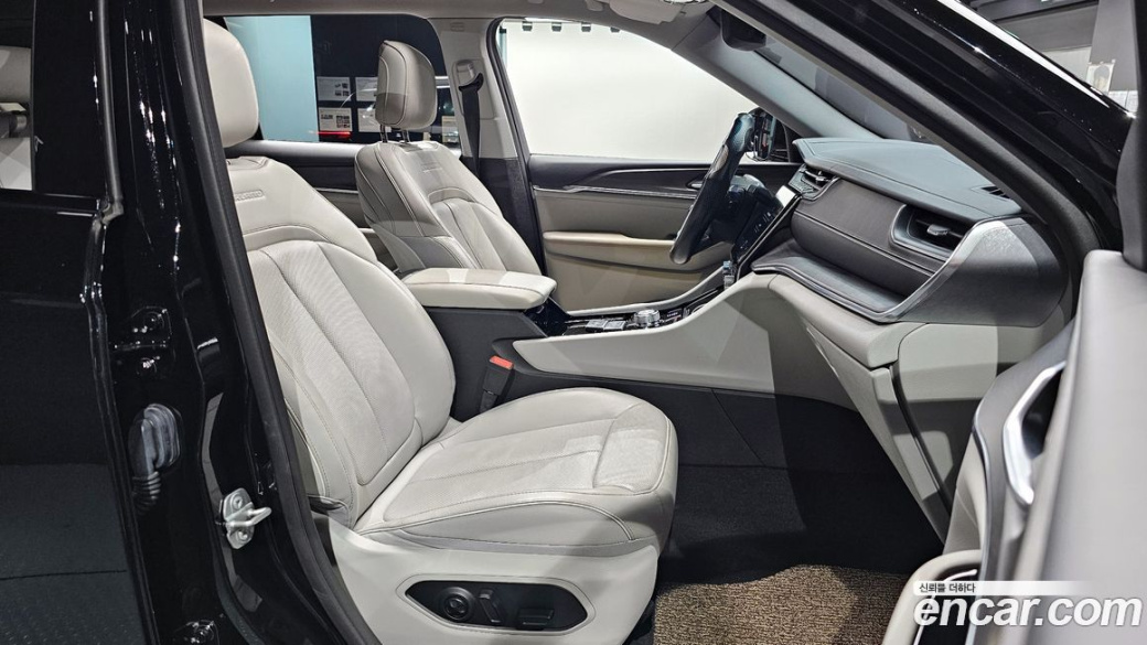 Jeep Cherokee L 3.6 Overland, 2021
