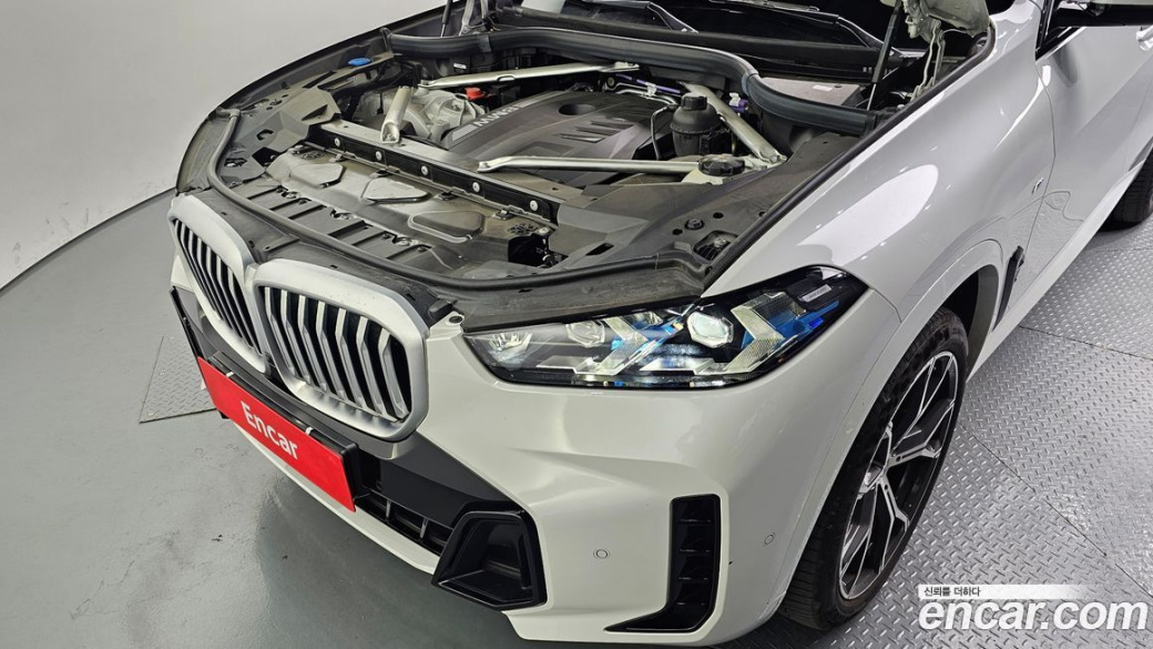 BMW X5 xDrive 40i M Sport, 2025