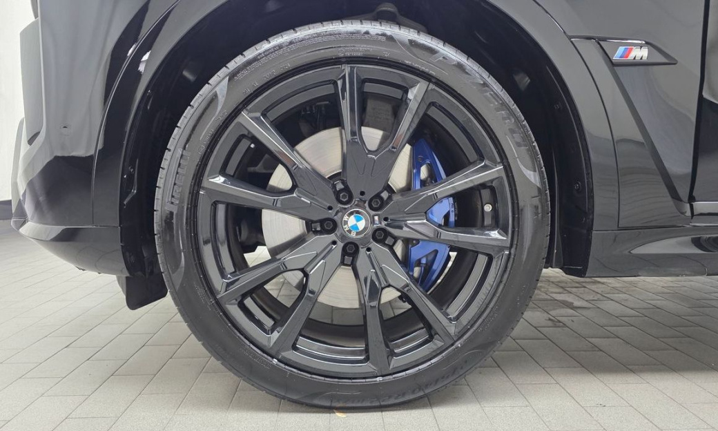 BMW X7 M60i xDrive M sport 6STR, 2025