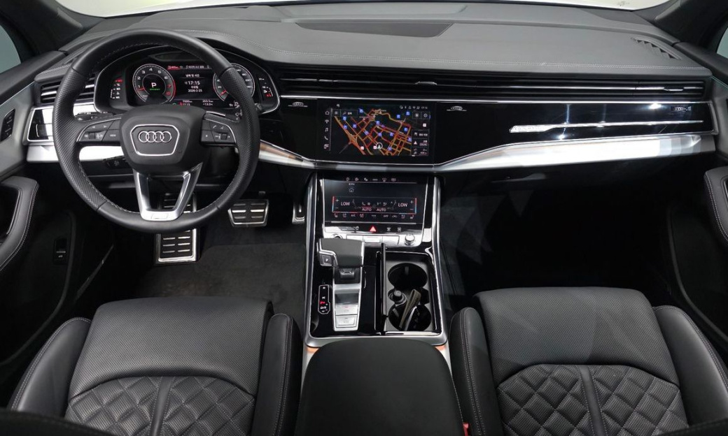 Audi Q7 55 TFSI Quattro Premium, 2025