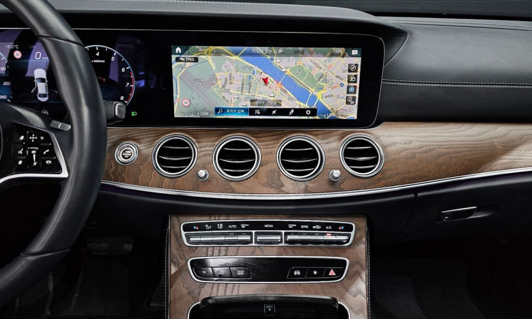 Mercedes-Benz E-Class E250 Exclusive, 2022