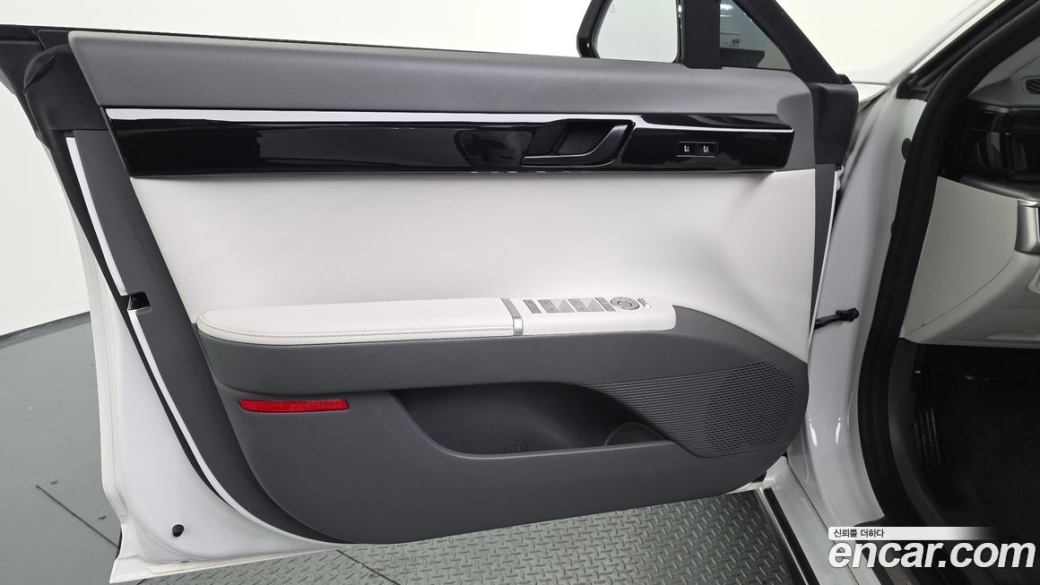 Hyundai Grandeur 2,5 Gasoline 2WD, 2023