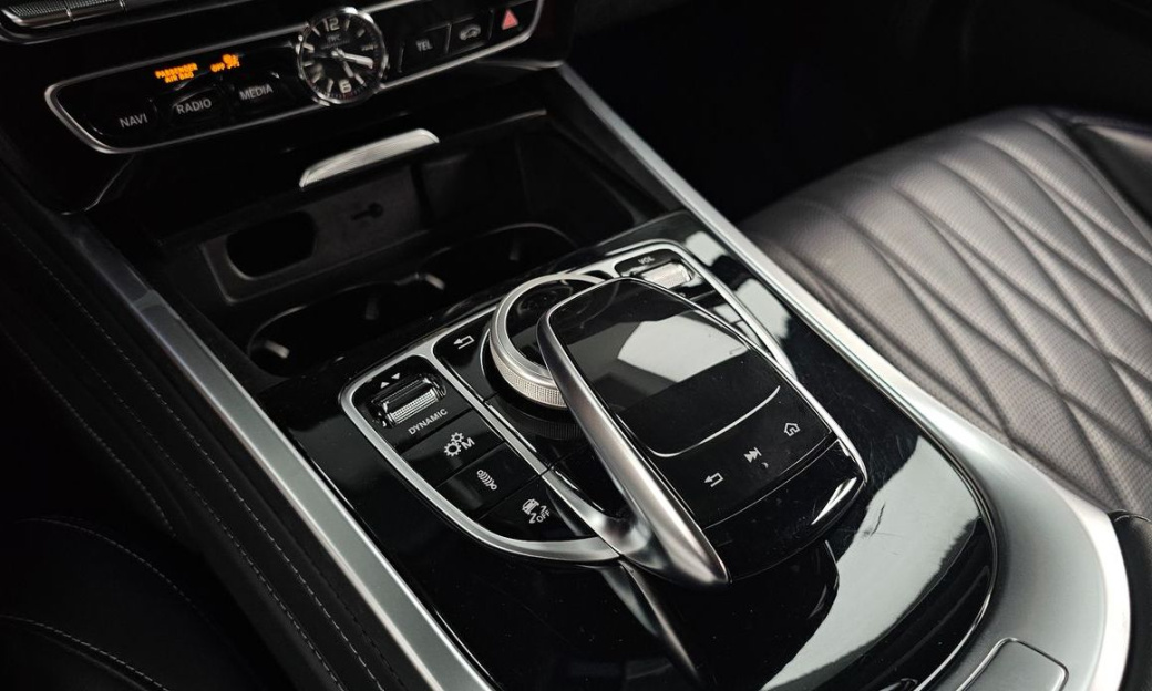 Mercedes-Benz G-Class AMG G63 Manufaktur, 2022