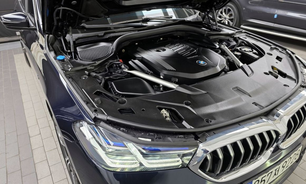 BMW Gran Turismo 630i xDrive M Sport, 2023
