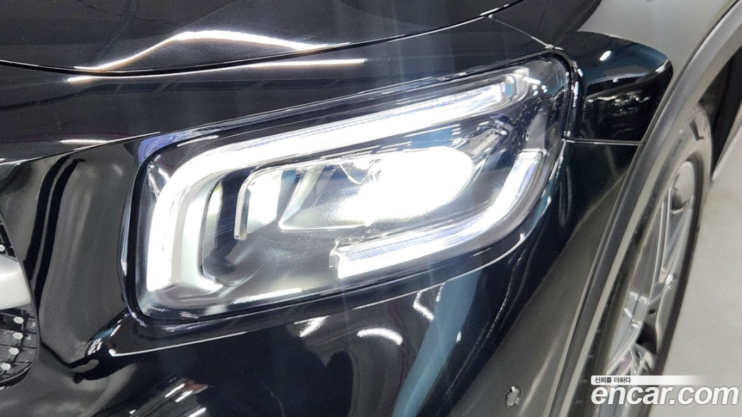 Mercedes-Benz GLB-Class GLB250 4MATIC, 2023