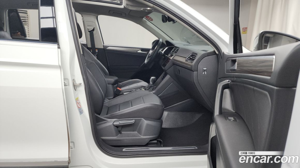 Volkswagen Tiguan 2.0 TSI Prestige, 2022