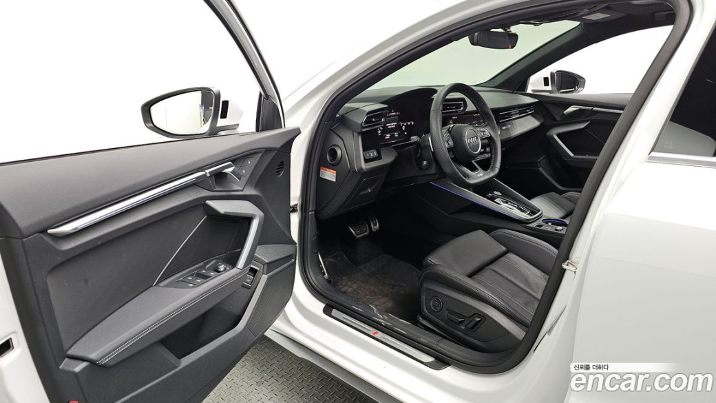 Audi A3 40 TFSI Premium, 2025