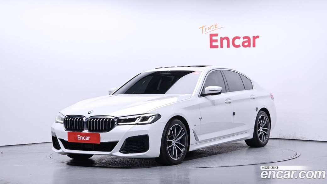 BMW 5-Series 520i M Sport, 2022