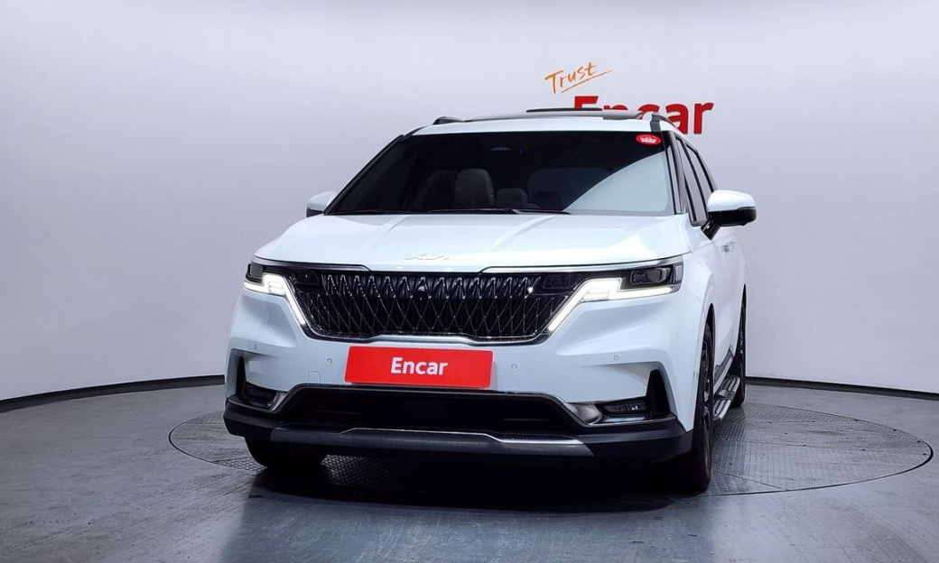 Kia Carnival 9-Seater Signature, 2023