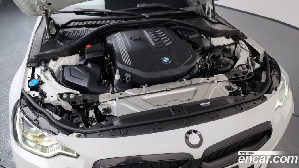 BMW 2-Series M240i xDrive Online Exclusive Coupe, 2024