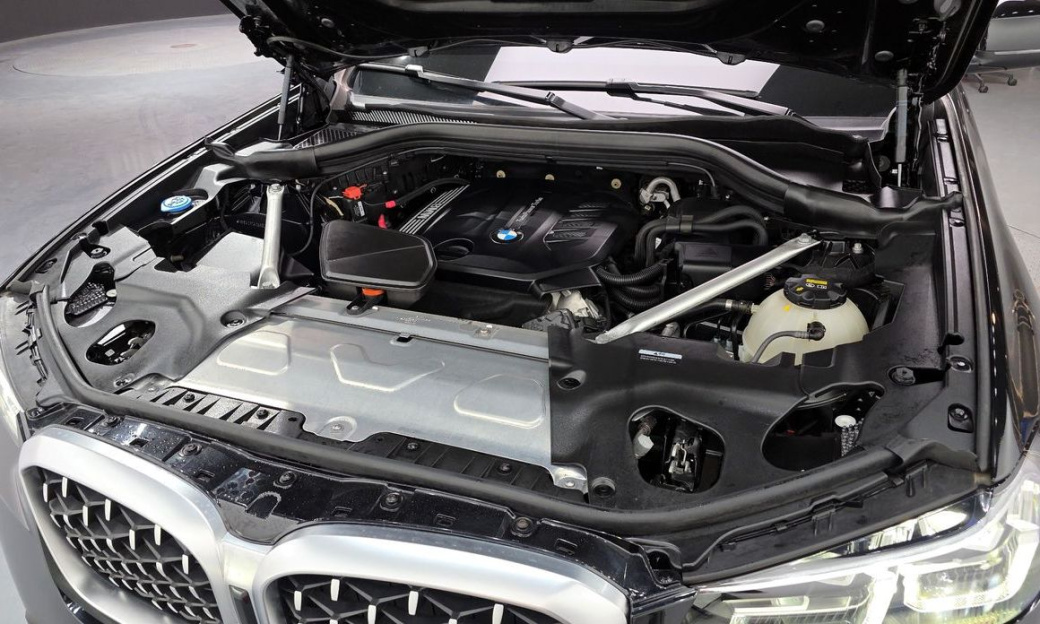 BMW X4 xDrive20d xLine, 2022