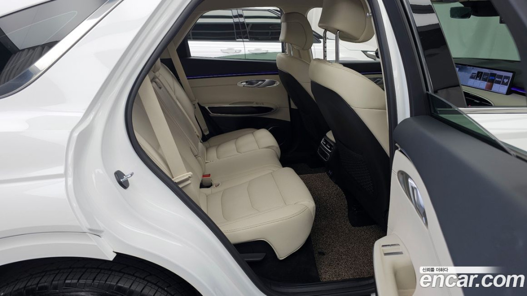 Genesis GV70 2.5T Gasoline 2WD, 2025