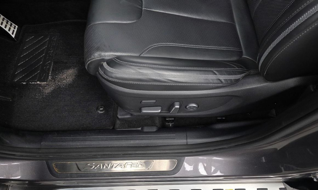 Hyundai Santafe Diesel 2.2 4WD, 2023