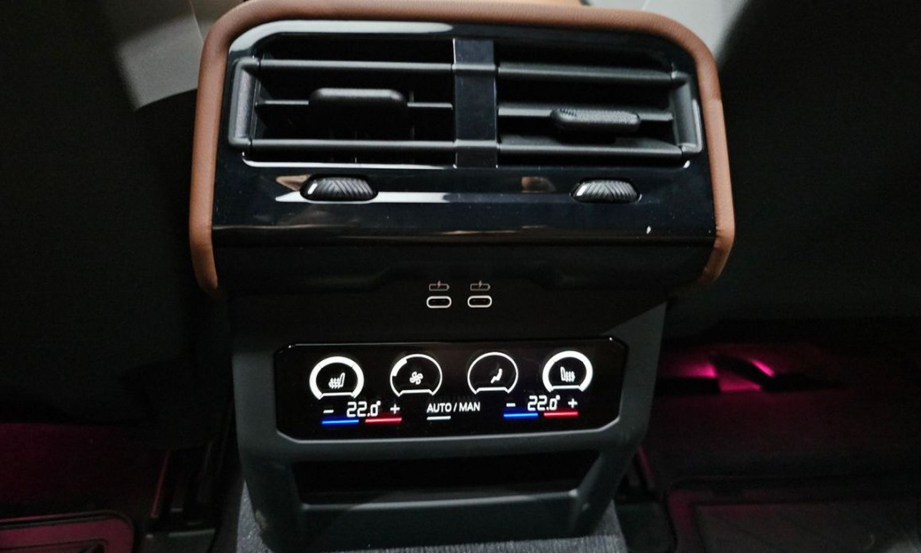 BMW 5-Series 530i xDrive M Sport, 2025