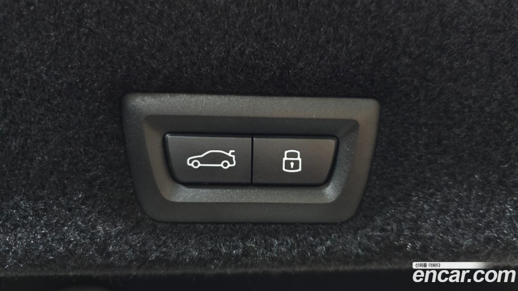 BMW 7-Series 740i xDrive M Sport, 2025