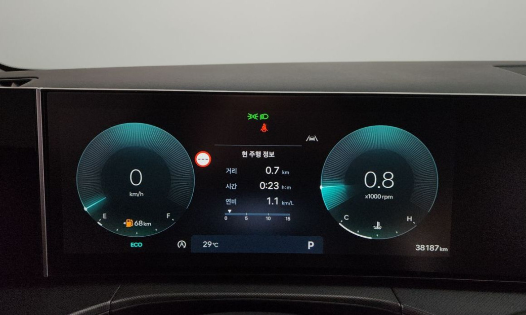 Hyundai Santafe Gasoline 2.5T 2WD, 2025