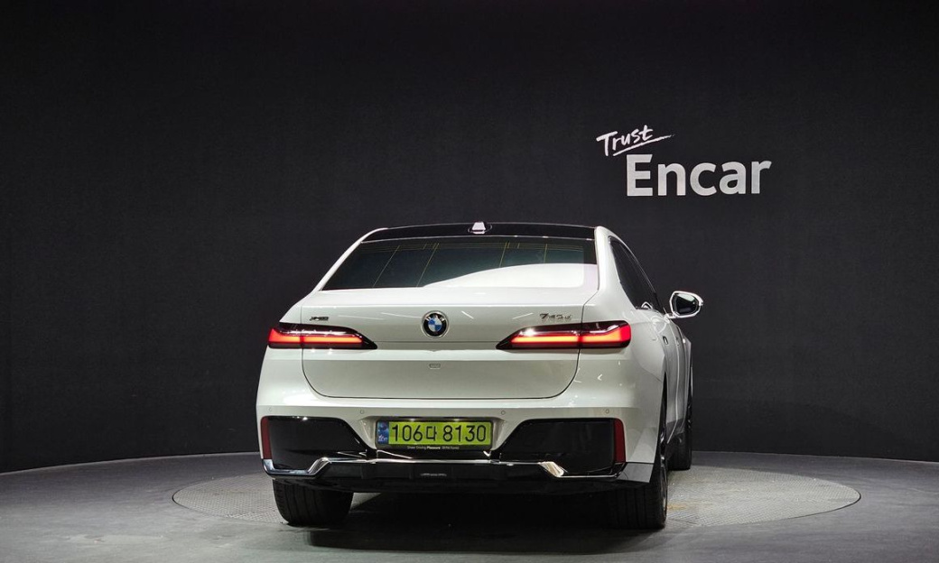 BMW 7-Series 740d xDrive M Sport, 2025