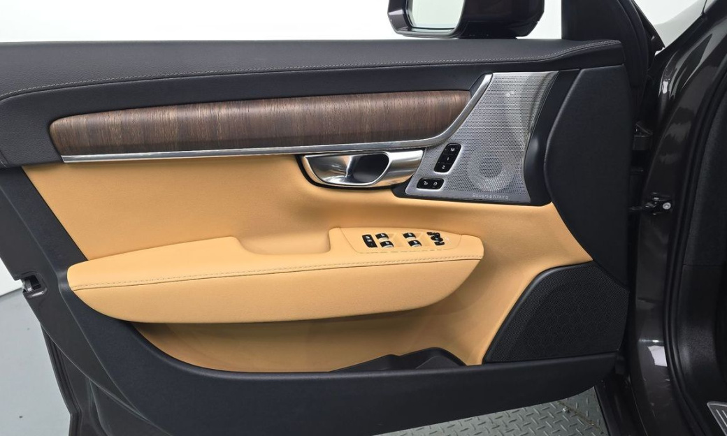 Volvo S90 B6 AWD Ultra Bright, 2025
