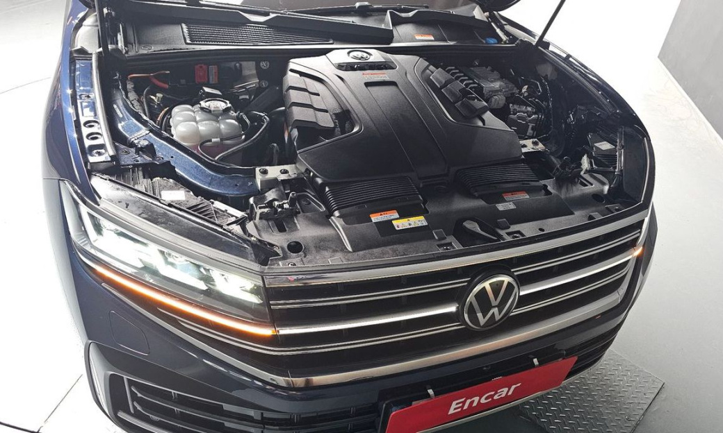 Volkswagen Touareg 3.0 TDI Prestige, 2024