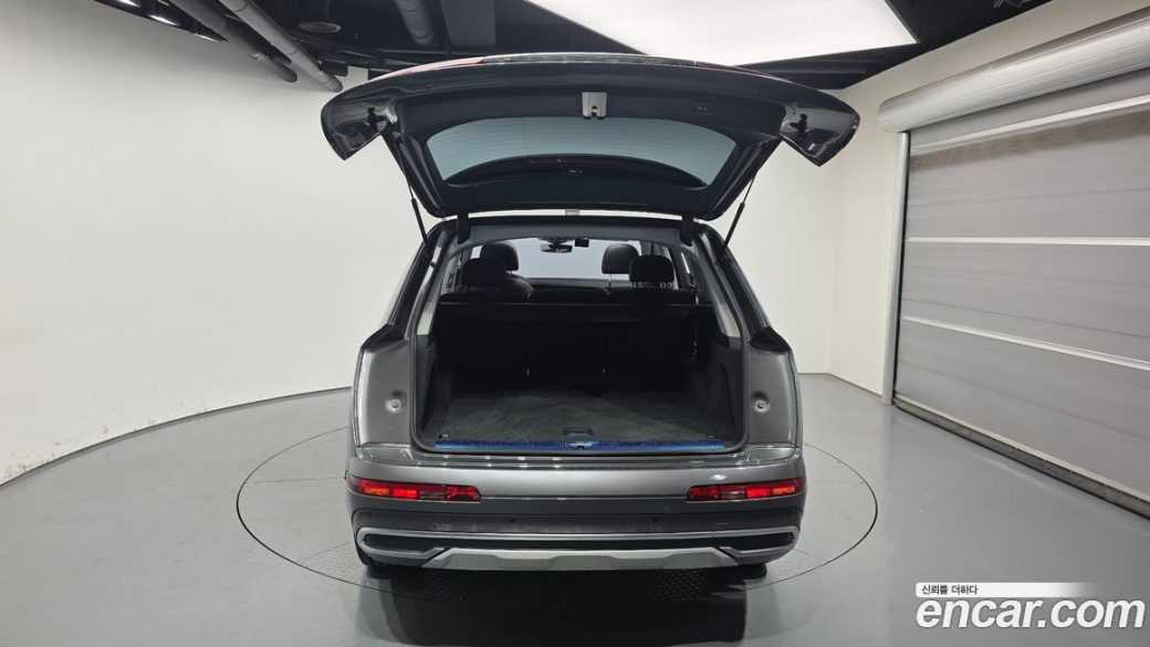 Audi Q7 45 TDI Quattro, 2021