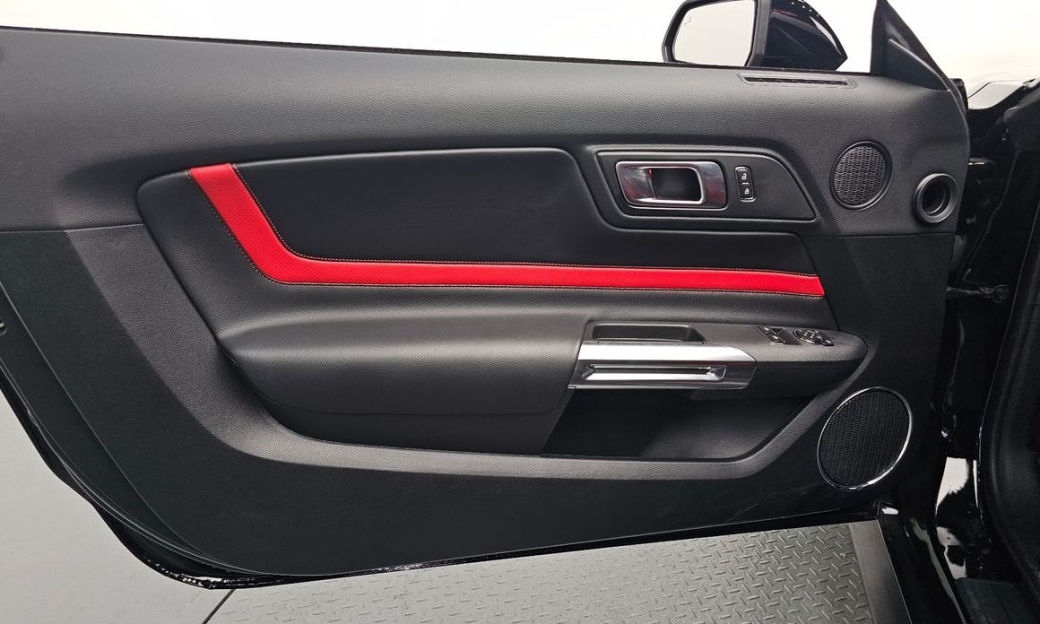 Ford Mustang Coupe, 2023