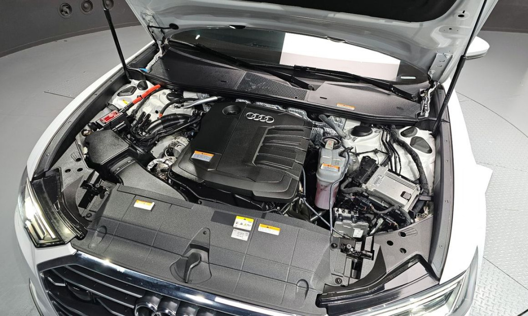 Audi A6 40 TDI Premium, 2022