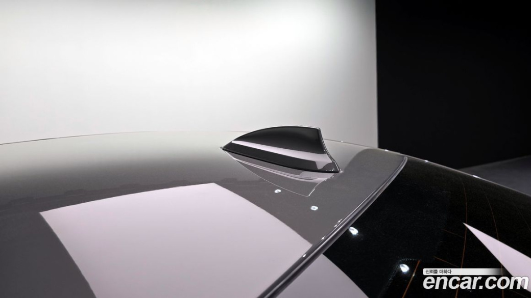 BMW 5-Series 520i Luxury, 2022