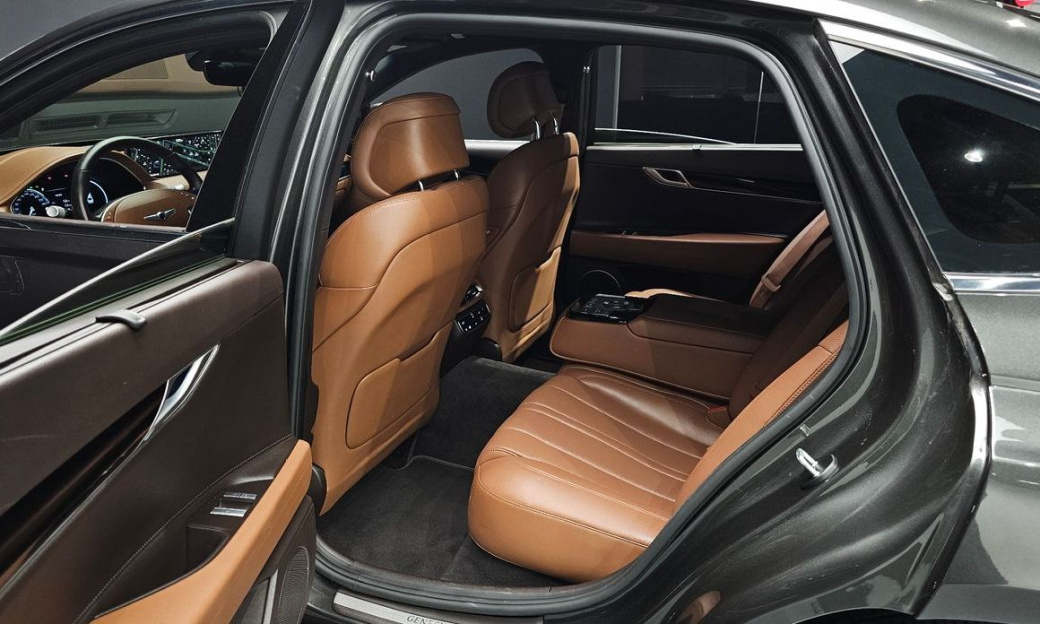 Genesis G80 Gasoline 2.5 Turbo AWD, 2022