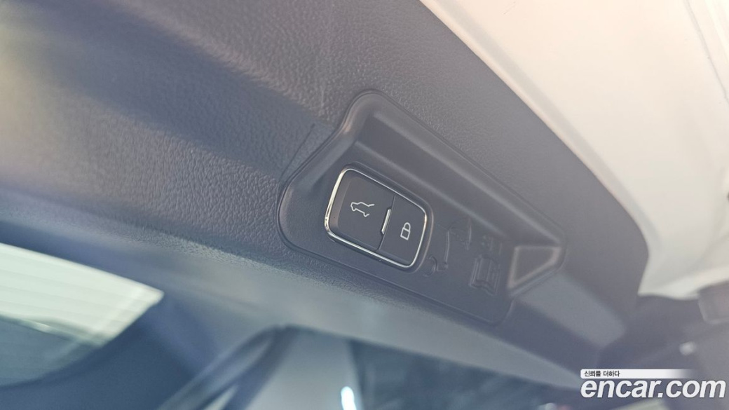 Ford Explorer 2.3 ST-Line 4WD, 2025