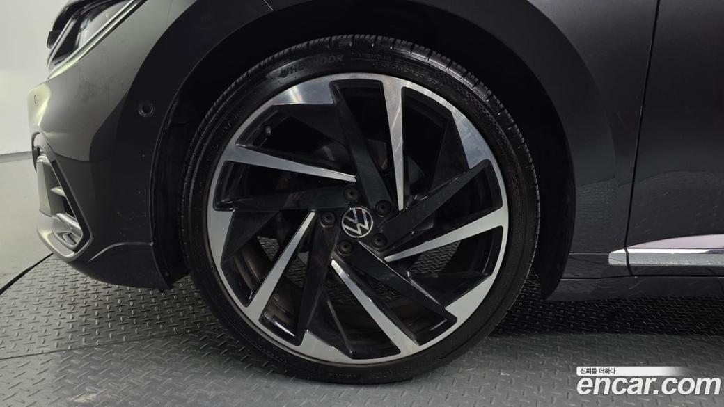 Volkswagen Arteon 2.0 TDI R-LIINE 4Motion, 2022