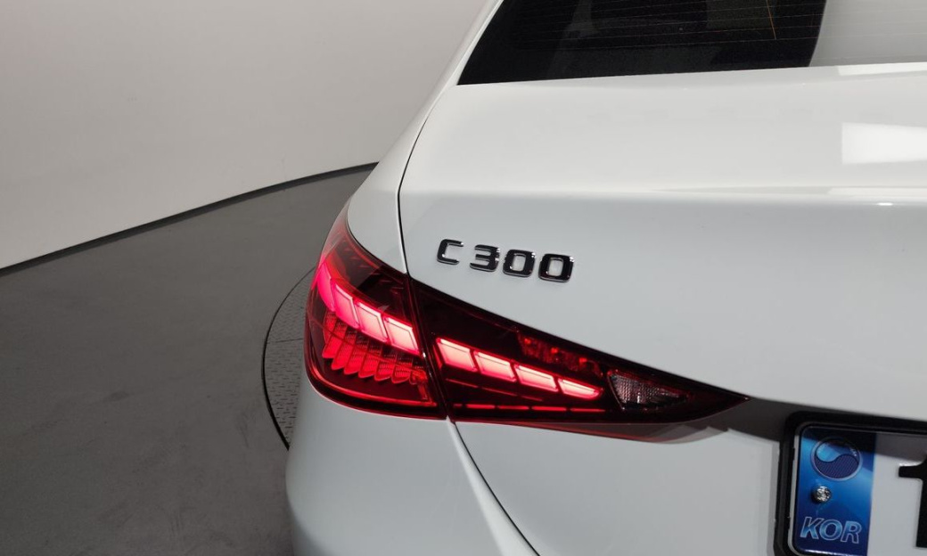 Mercedes-Benz C-Class C300 4MATIC Avantgarde, 2024