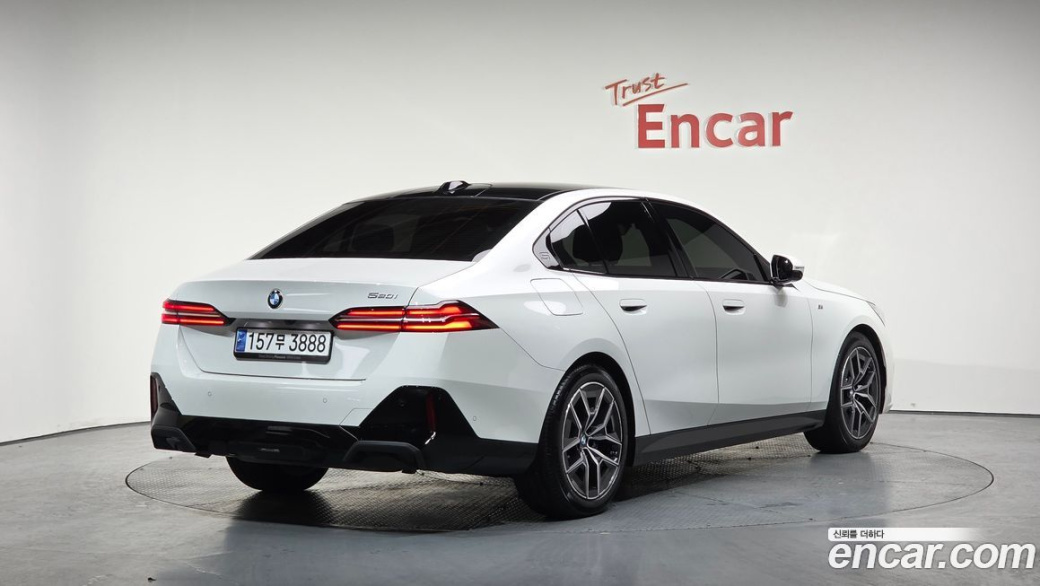 BMW 5-Series 520i M Sport, 2024