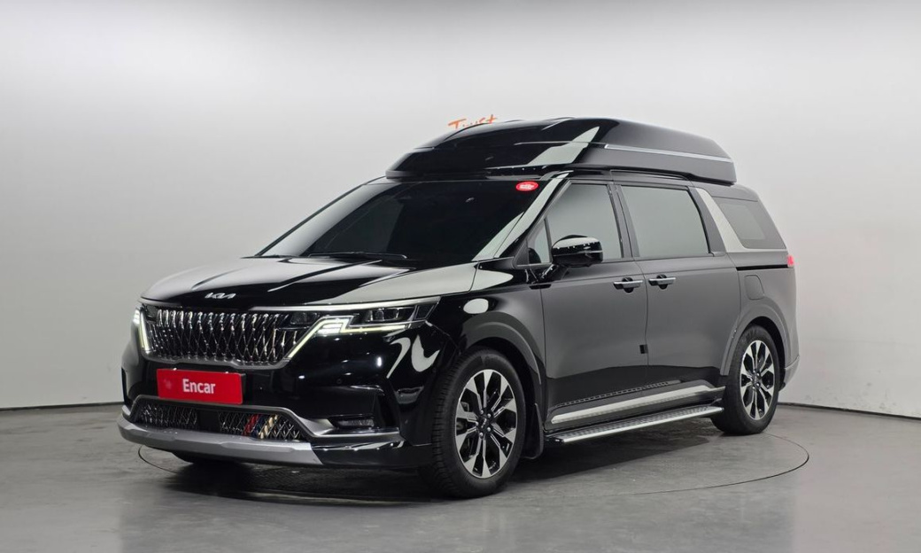 Kia Carnival 9-Seater Hi-Limousine, 2022