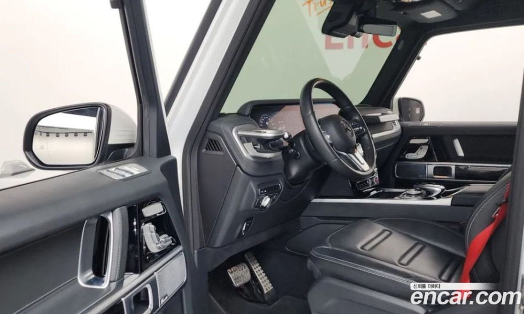 Mercedes-Benz G-Class G400d, 2023