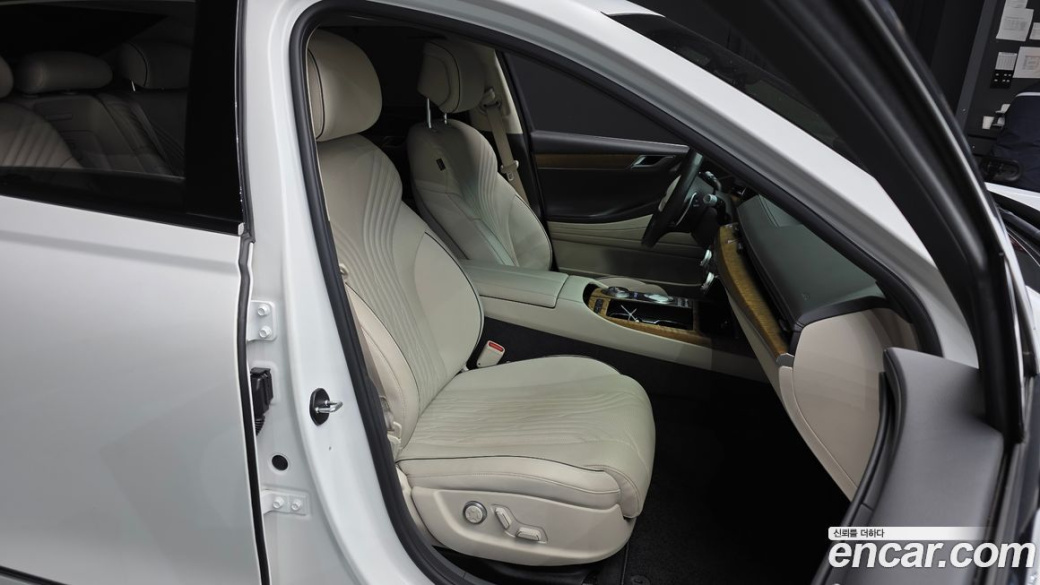 Genesis G80 Gasoline 2.5 Turbo AWD, 2022